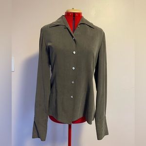 Silk outfit, long-sleeved collared shirt and high waist dress pant